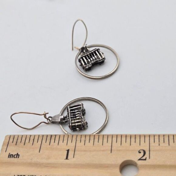 Vintage Trolley Car Charm Dangle Earrings 14k Gold Filled‎ French Wires - Picture 4 of 4